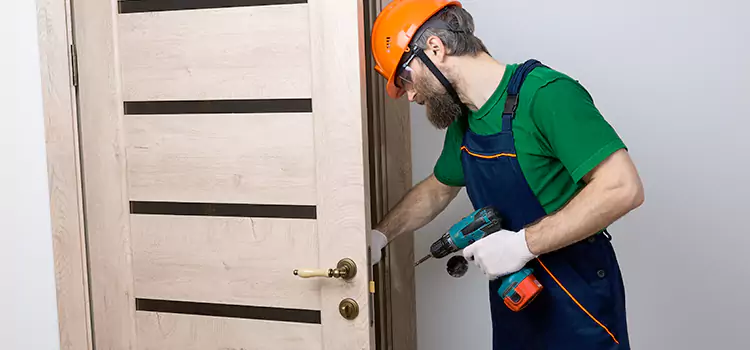 Replace Internal Door Handle with Lock Hesperia