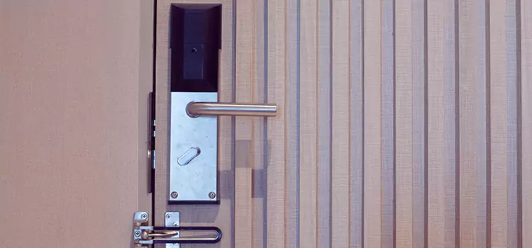 Installing a Maglock Hesperia